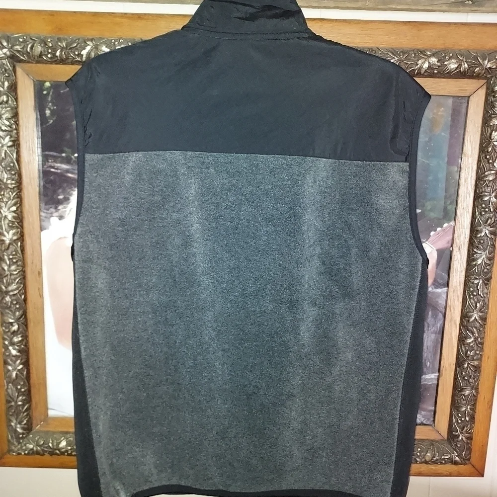 Men's American eagle outfitters vest size medium - Picture 5 of 9